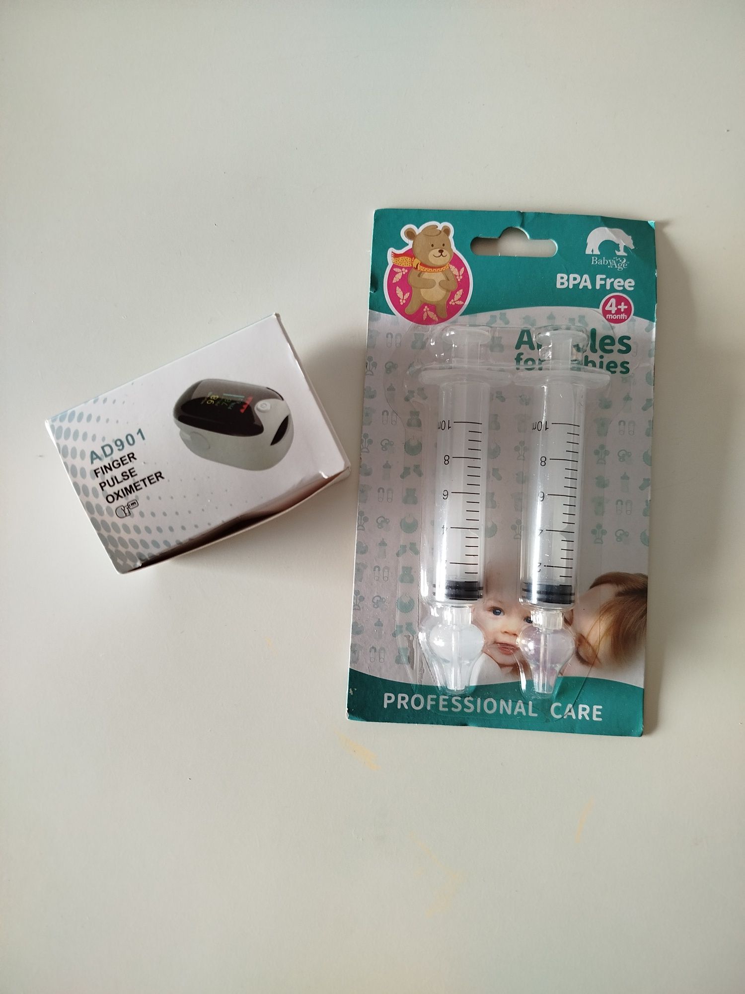 Kit de lavagem nasal e oxímetro de pulso