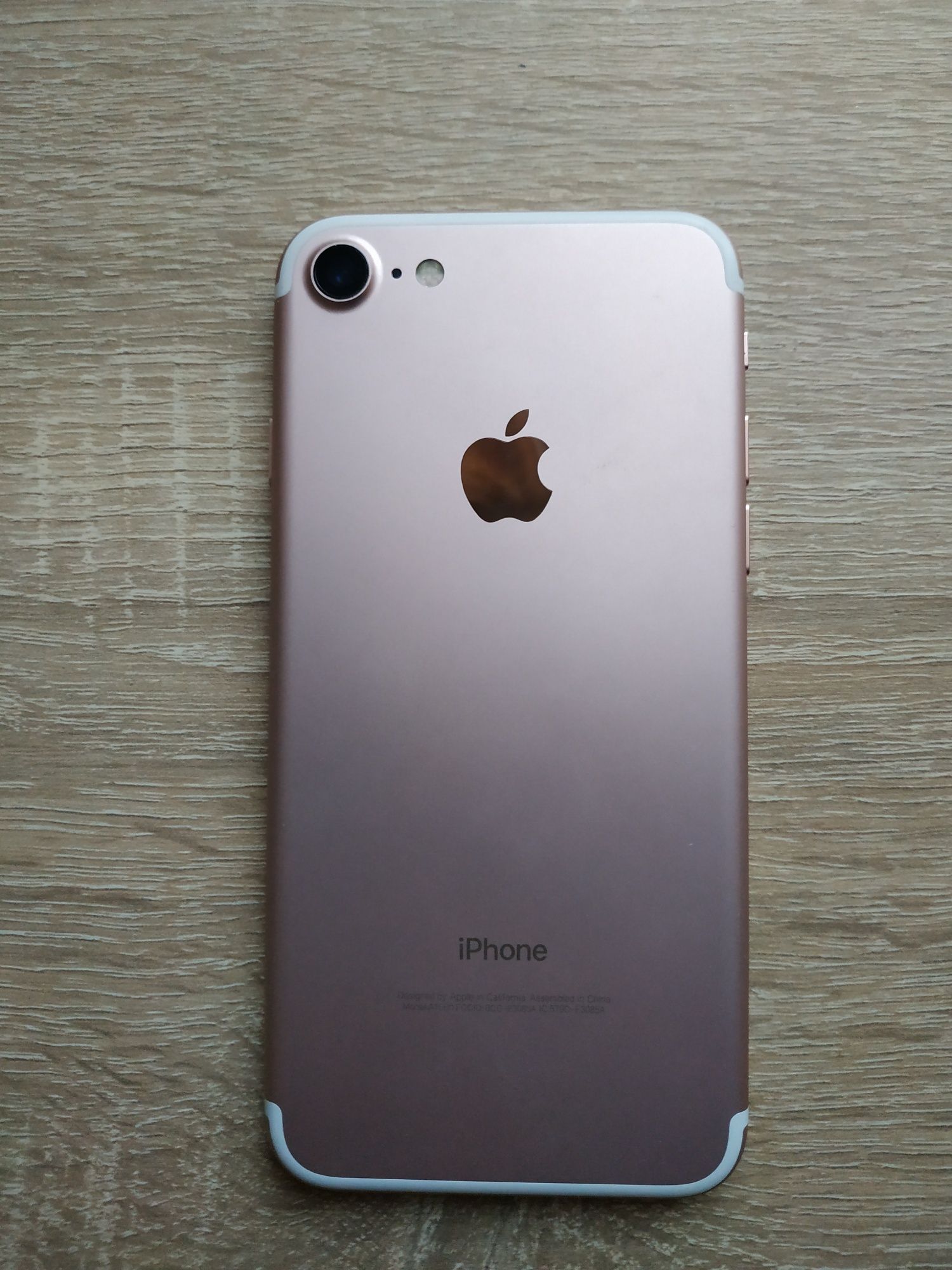 iPhone 7,Rose Gold,128 GB