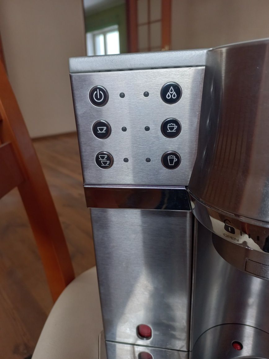 Ekspress do kawy Delonghi Ec 860.M, półautomatyczny,De Longhi jak nowy