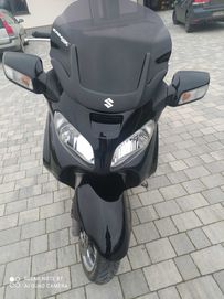 Skuter Suzuki Burgman 650