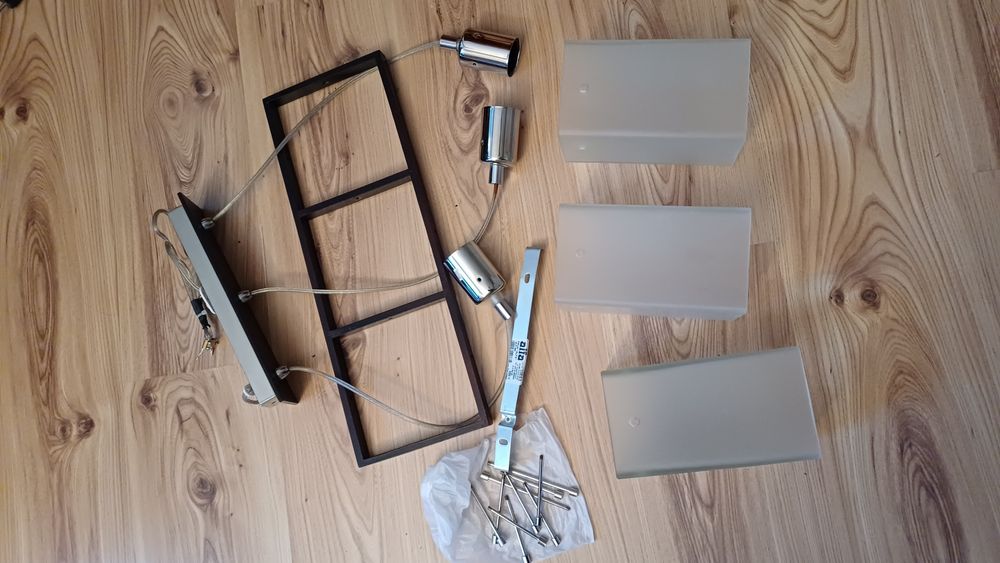 Nowoczesna lampa sufitowa 3x spot, wenge, matowe klosze