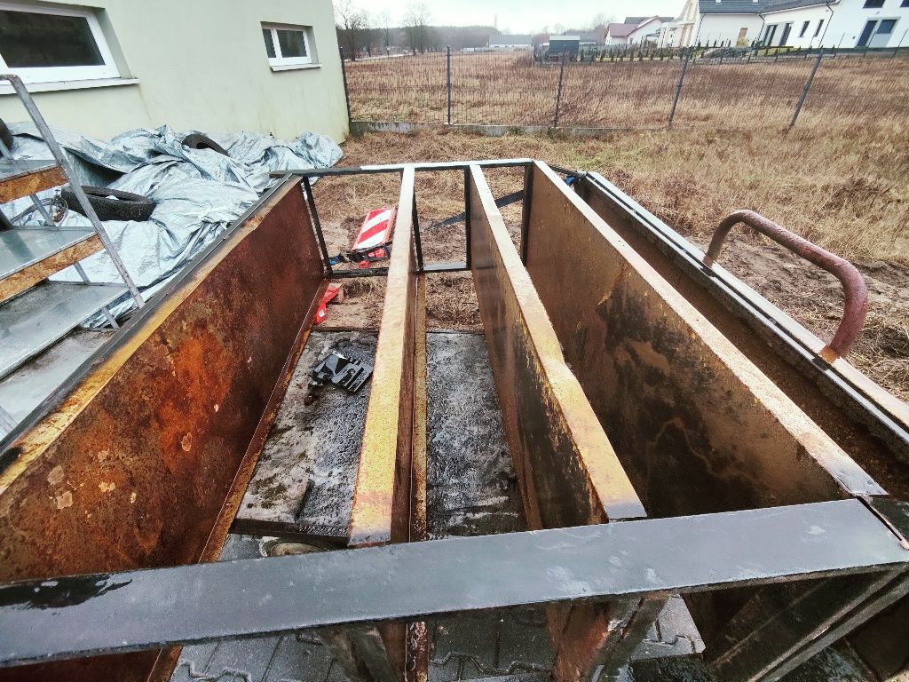 Regały masywne metalowe do auta lub magazynu sprinter