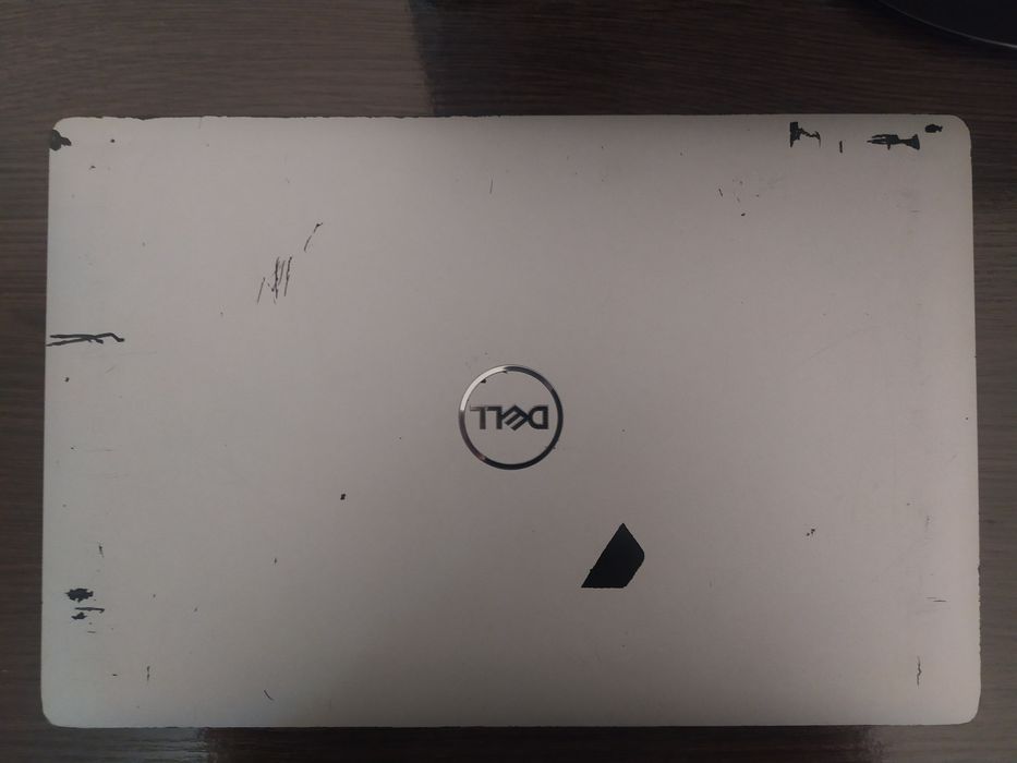 Dell Precision 3550 Core i7-10610U 16GB 512GB SSD 15.6