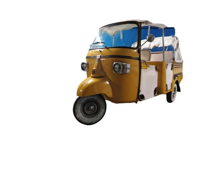 2 Tuk Tuk Piaggio Ape Calessino 422 (7+1 Lugares) + (3+1 Lugares)