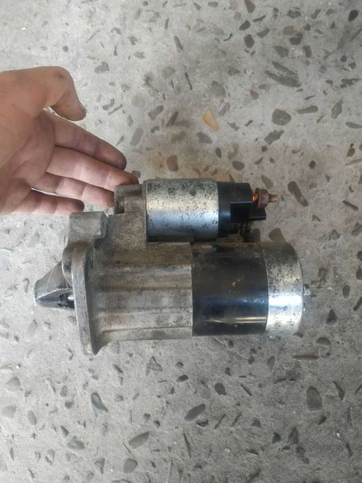 Стартер 8200584675A M000T87881  Dacia/ Mercedes-Benz/ Nissan/ Renault