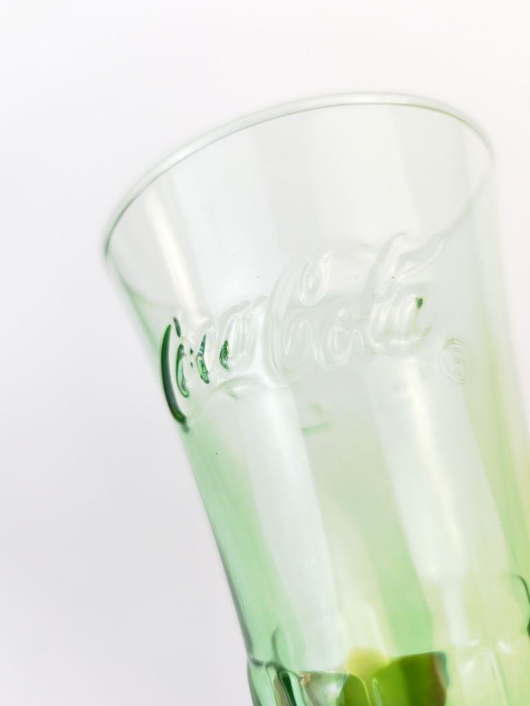 Wysoka szklanka coca-cola szkło barwione w masie zielone kolekcjonersk