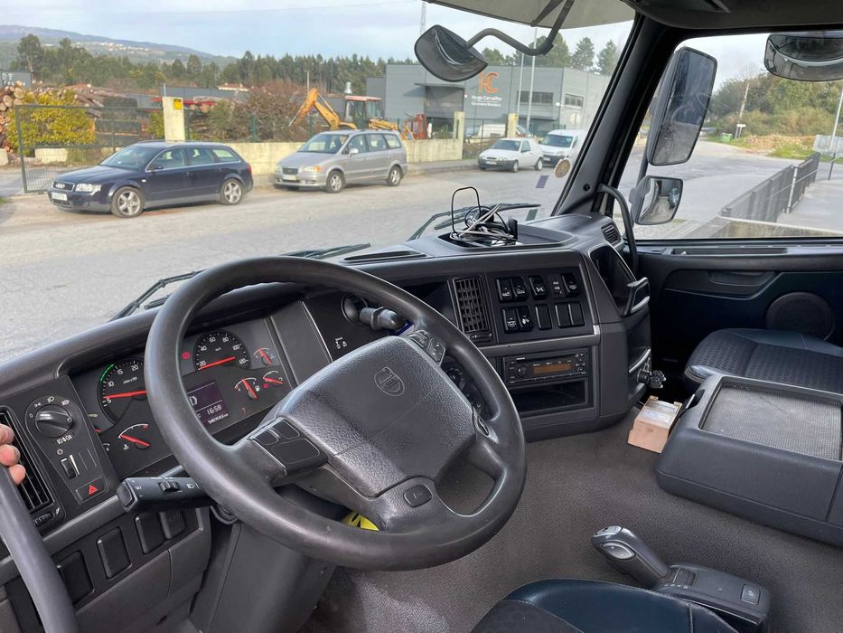 Camião grua VOLVO FMX 380 8x4