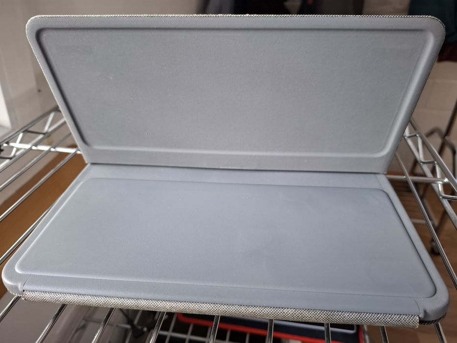 Чехол-клавиотура Logitech Combo Touch для iPad, 10.9"и11".