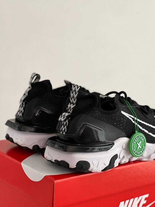 Мужские кроссовки Nike React Vision Black-White Premium. 40-45