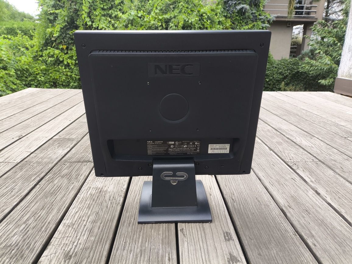 Monitor LCD NEC AccuSync LCD72VM|1280x1024 | 17'' | komplet kabli