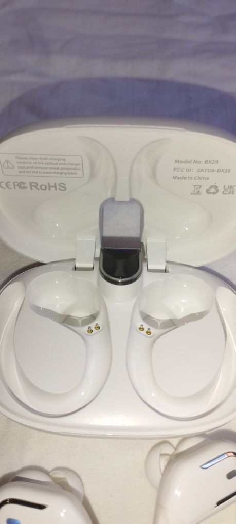 Спортивні навушники Bluetooth Ltinist

1 функція стійкості
