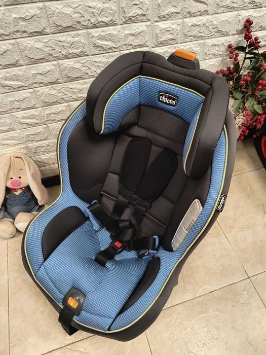 Автокрісло Chicco Nextfit Група 0+/1/2 (0-30кг) автокресло