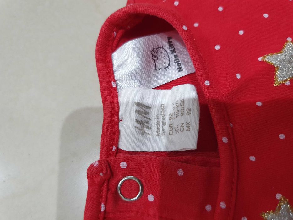 H&M Hello Kitty brokatowa bluzeczka dla dziewczynki rozmiar 92