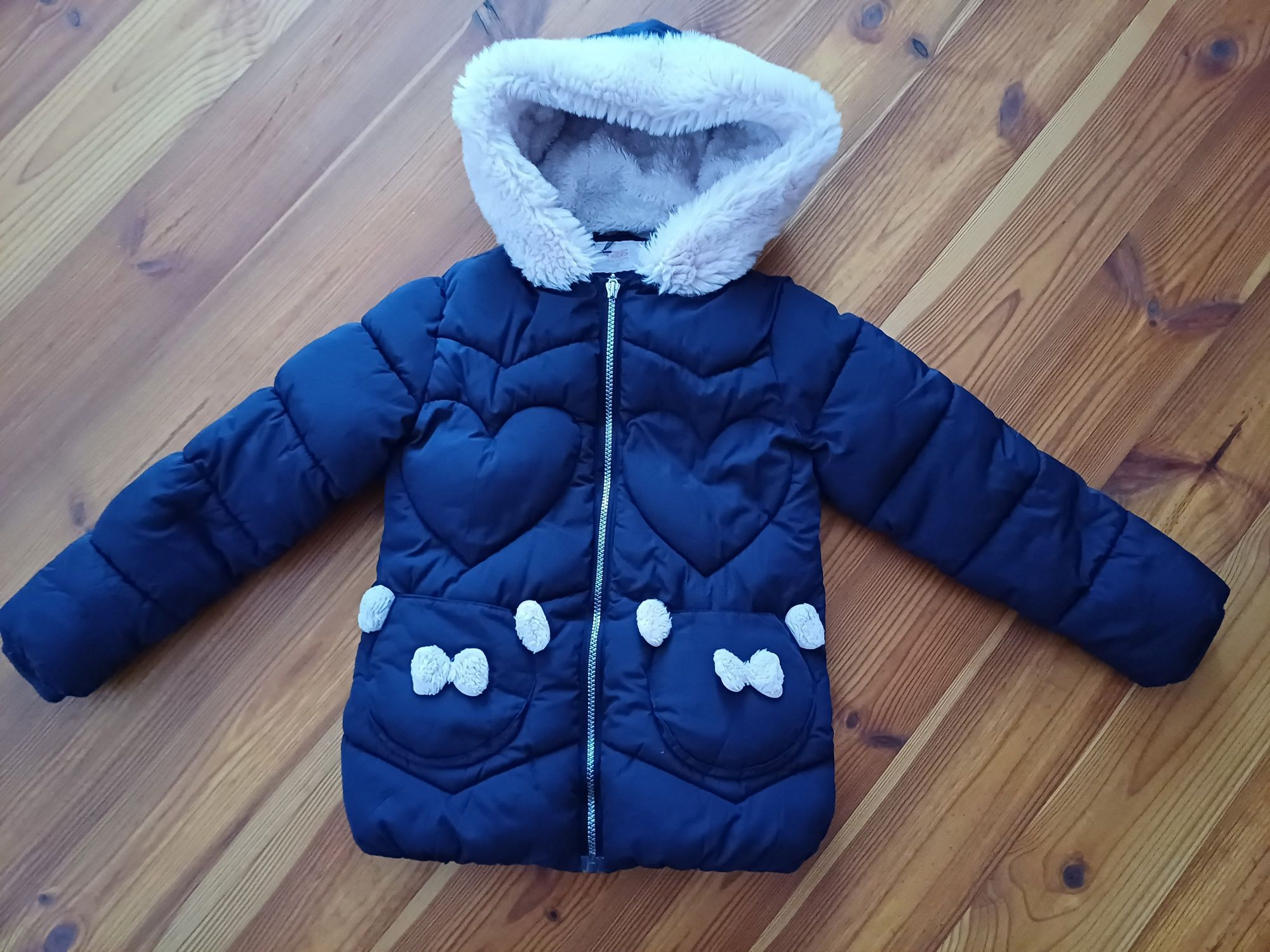 Kurtka zimowa 122/128