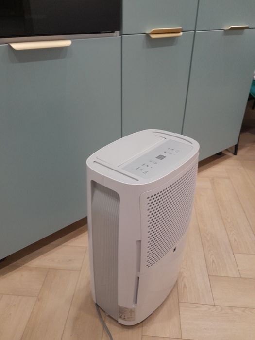 Osuszacz powietrza 16l/24h