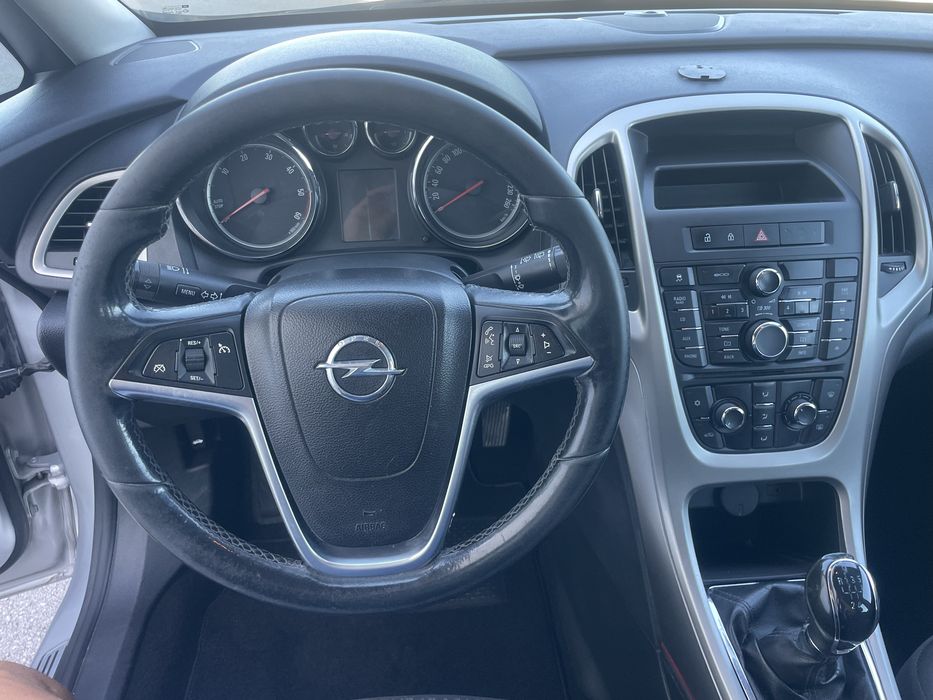 Opel astra J sports tourer 1.3cdti eco flex