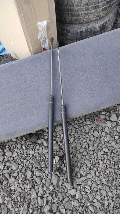 Амортизатори стойки ляди ліфти кришки багажника Віто 638