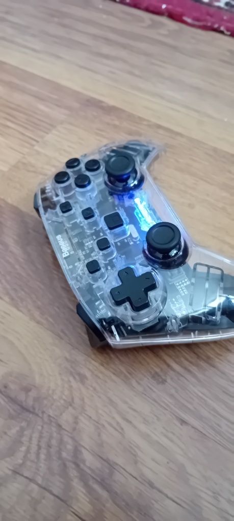 Baseus GS01 gamepad kontroler do PC i Nintendo Bluetooth USB-C