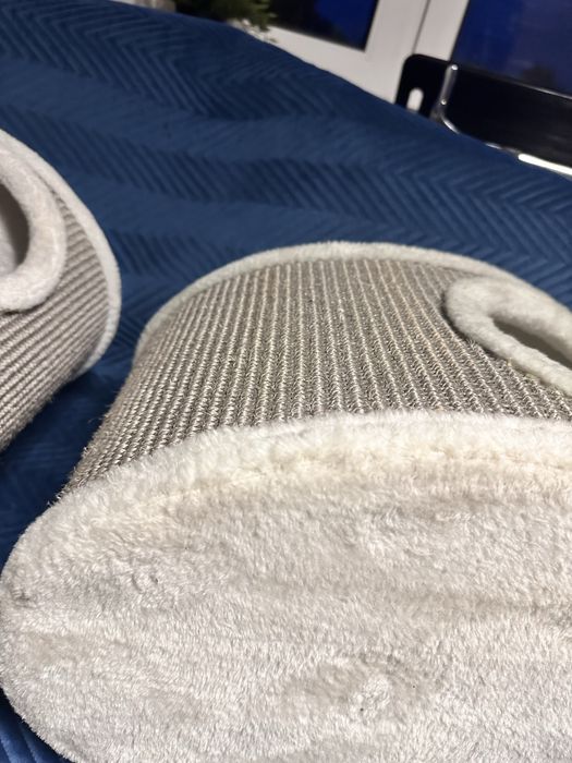 Dwie Budka półka polka dla kota wiszaca domek drapak