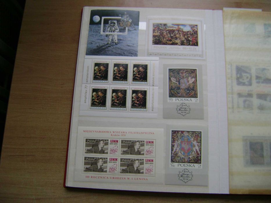 Znaczki pocztowe polskie Bloki i arkusiki czyste Jeden z 46 sztuk