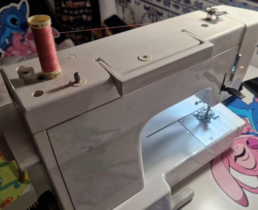 Maquina de costura Sewmaq