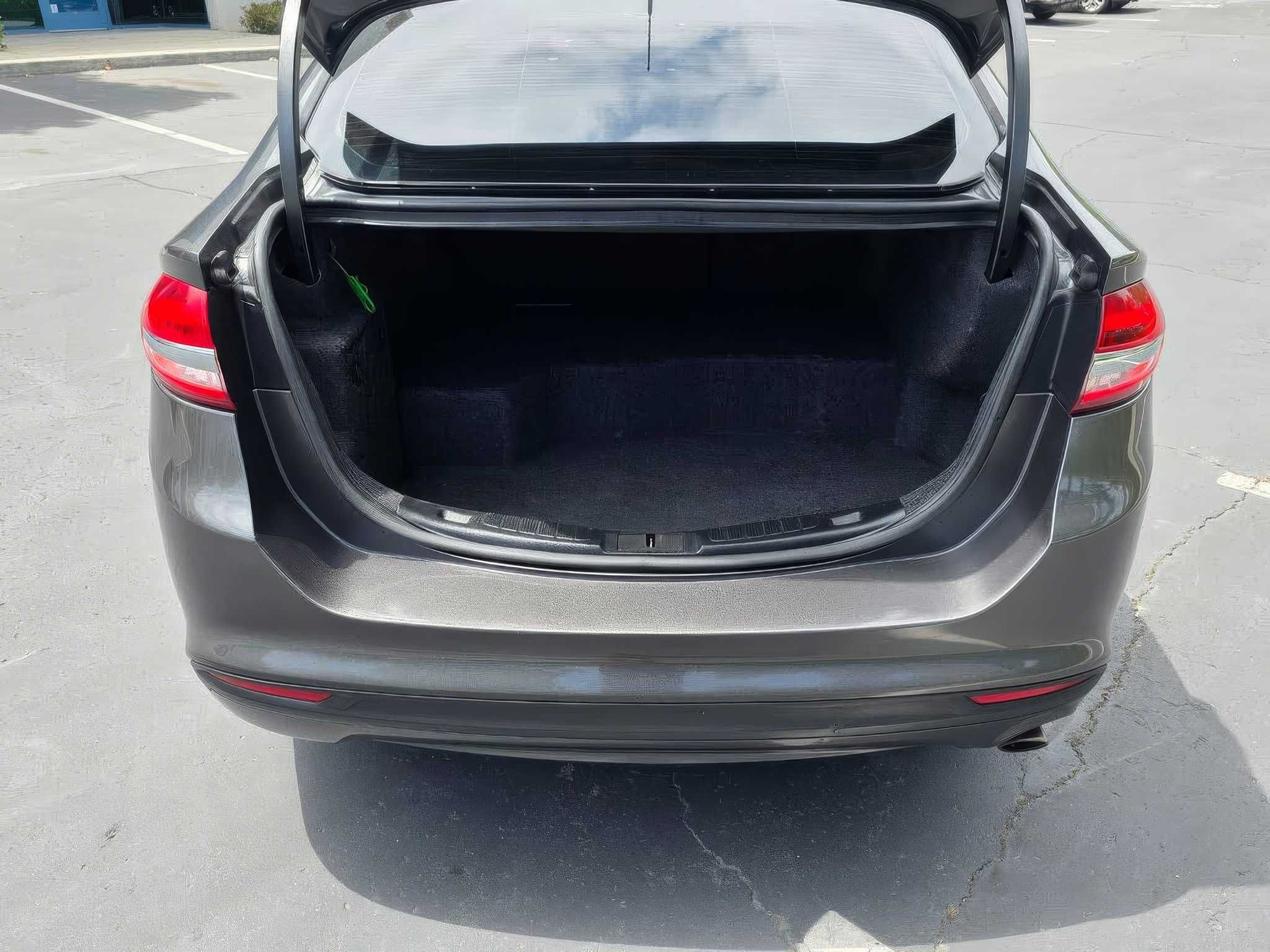 2018 Ford Fusion Hybrid S