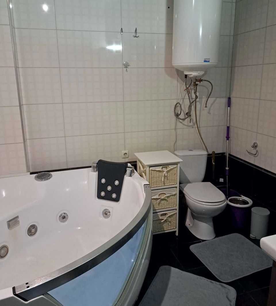 Продам 3-к квартиру в кирпичном доме на ул. Беляева 8, Фрунзенский