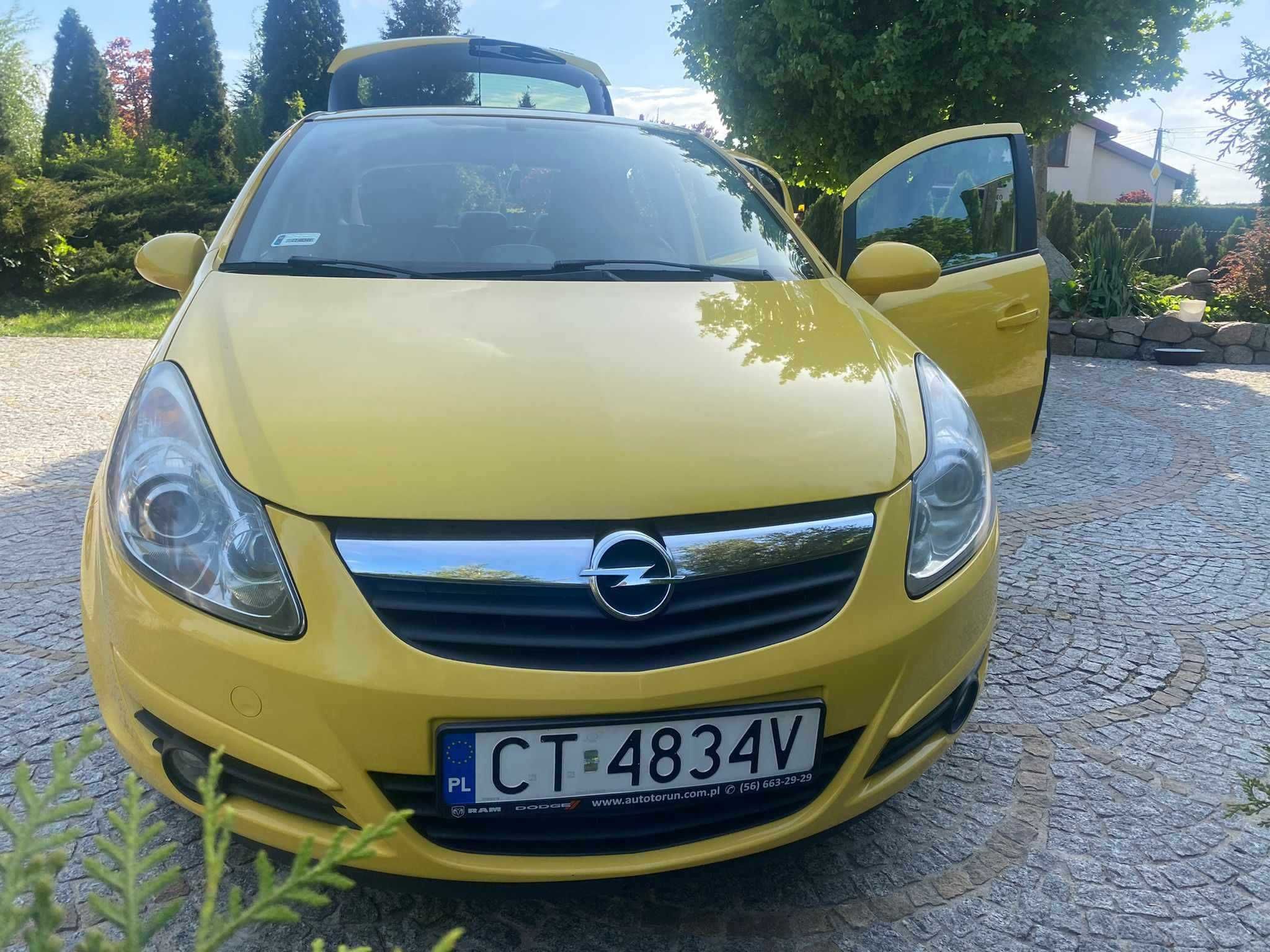 Opel Corsa 1.4 16V Cosmo
2009 · 237 000 km - Benzyna+LPG