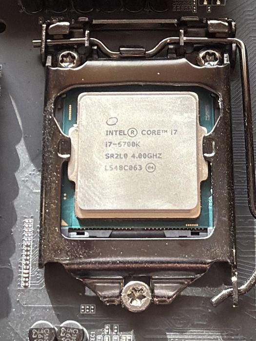 Płyta główna Gigabyte GA-Z170X-UD5 TH + Intel core i7 6700K 4.00GHZ