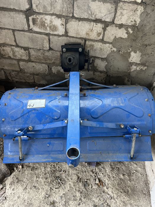 Продам мотоблок Зубр