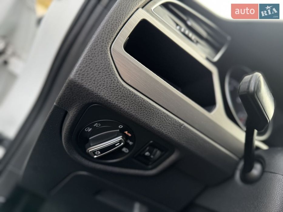 Volkswagen Touran 2016 II покоління  •  2.0D AT (150 к.с.)