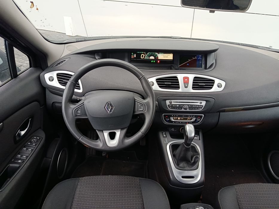 Renault Grand Scenic 2.0 benzyna. Xenon, navi.