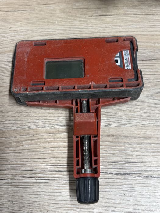 Ротаційний лазерний рівень Hilti PR 35 + приймач PRA 80 + пульт PRA 35