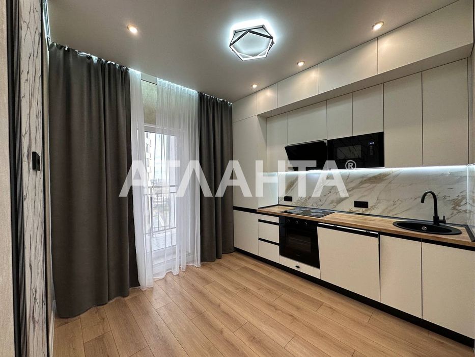 1 комн квартира с ремонтов ЖК 66 Жемужина Фонтан