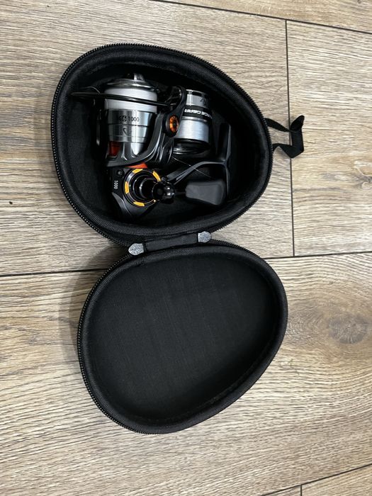 Futerał na kołowrotek, etui, pokrowiec