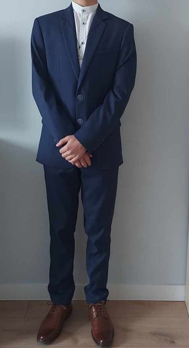 Garnitur młodzieżowy slim