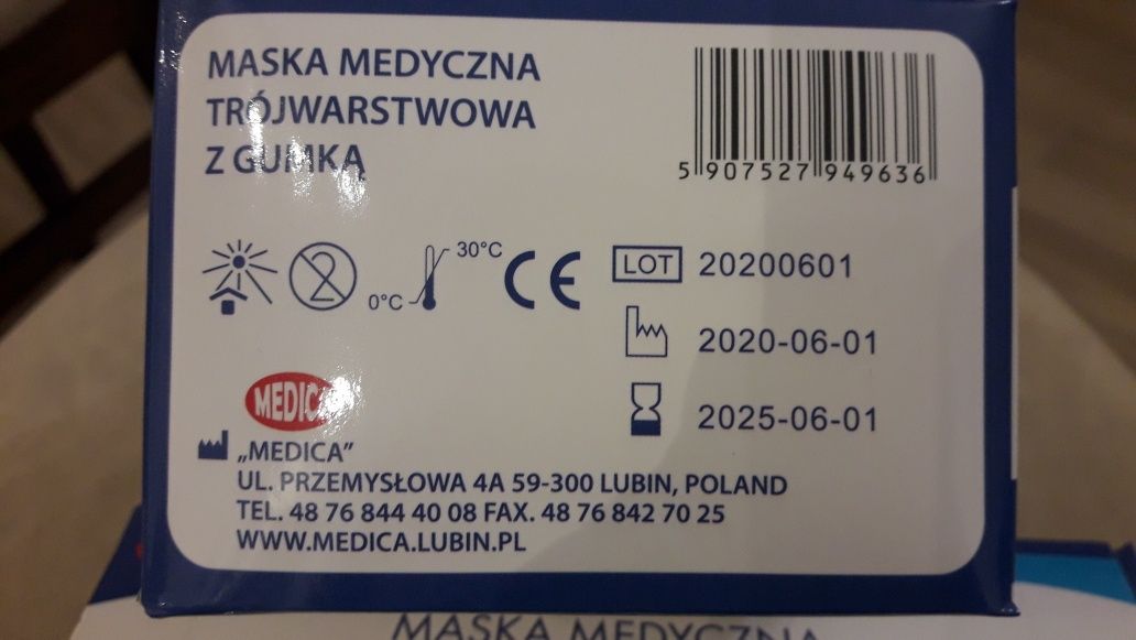 Maseczka maska medyczna 3-warstwowa x 50 szt