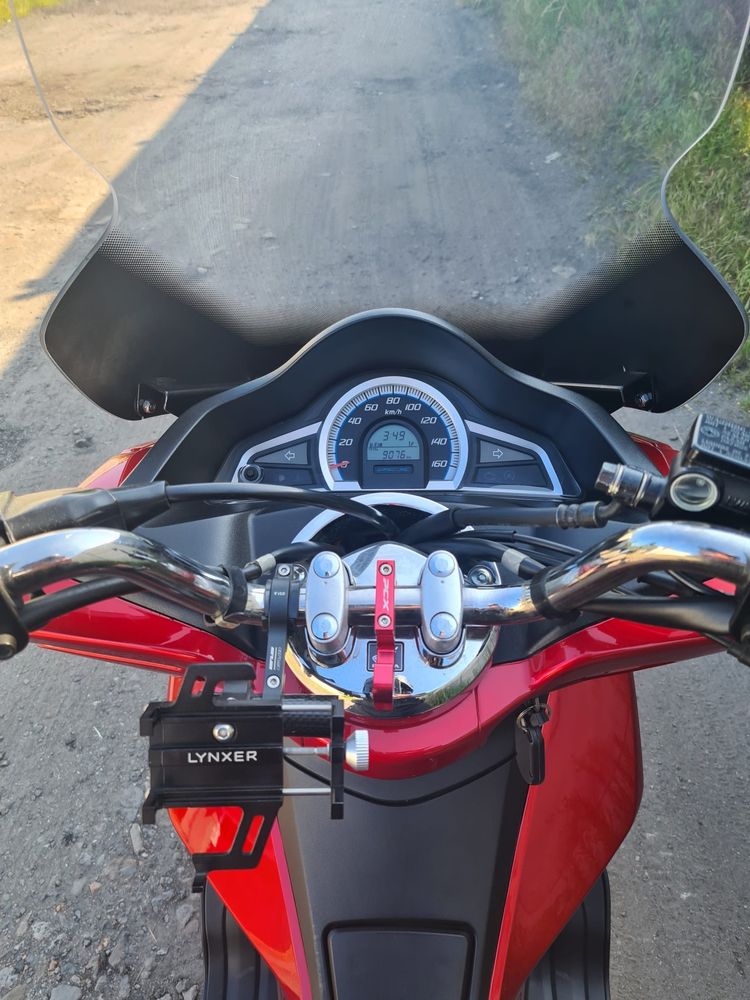 Honda pcx 125 niski przebieg