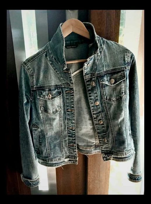Damska bluza kurtka jak nowa jeansowa przecierana rozm. Sm