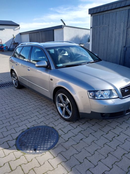 Sprzedam samochód AUDI A4 b6 przebieg 147230km rok produkcji 2001