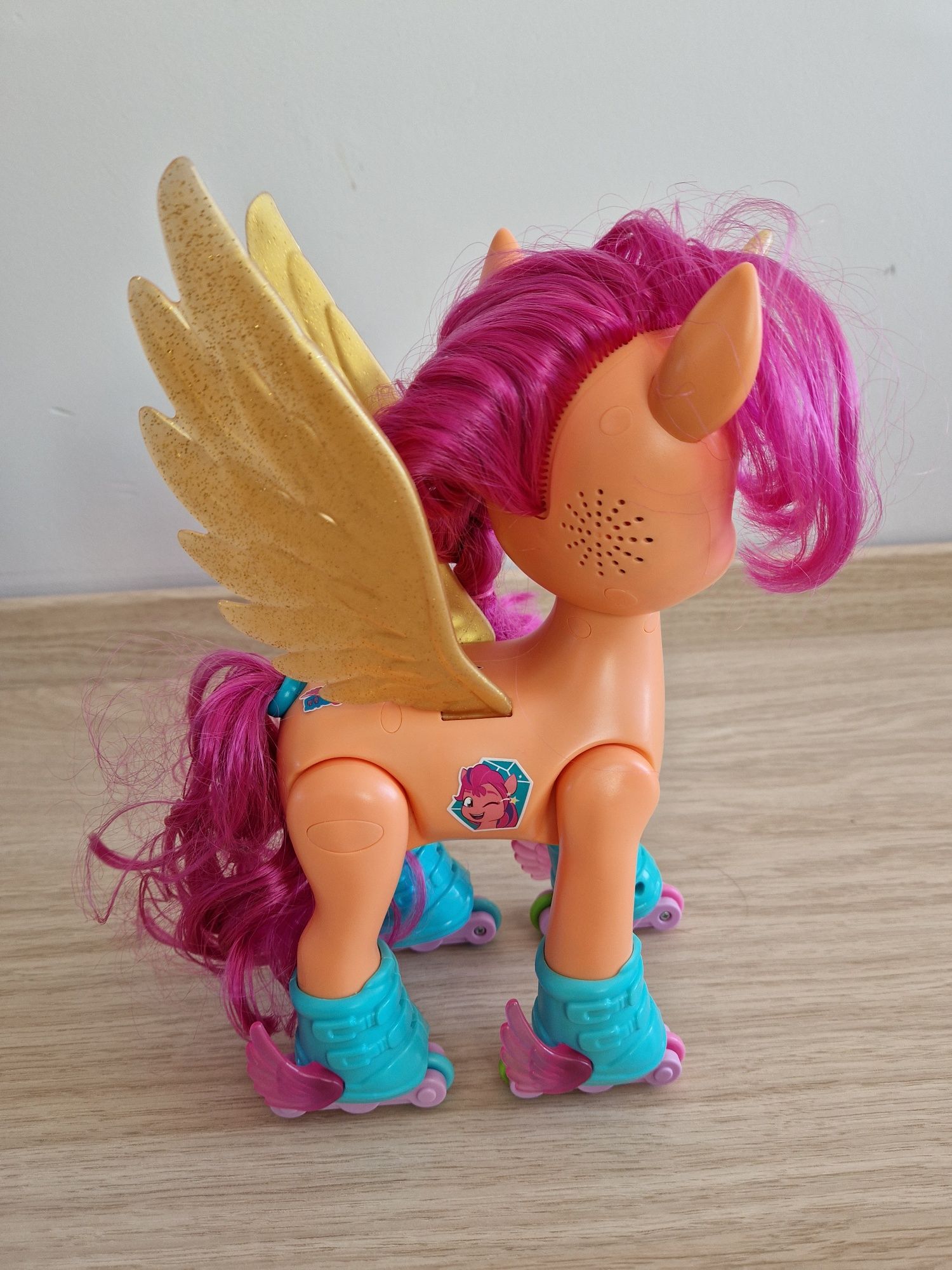 Śpiewająca Sunny na rolkach z mikrofonem My Little Pony Hasbro