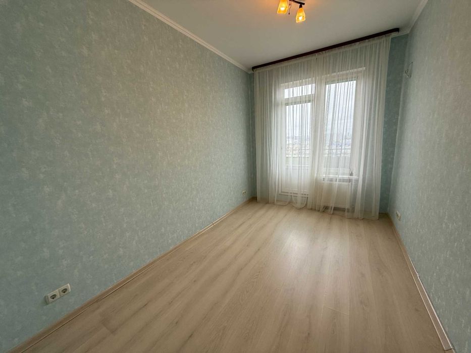 54м ЕВРОДВУШКА!Кухня-студия 30 м +спальня 13 /Близость Центра