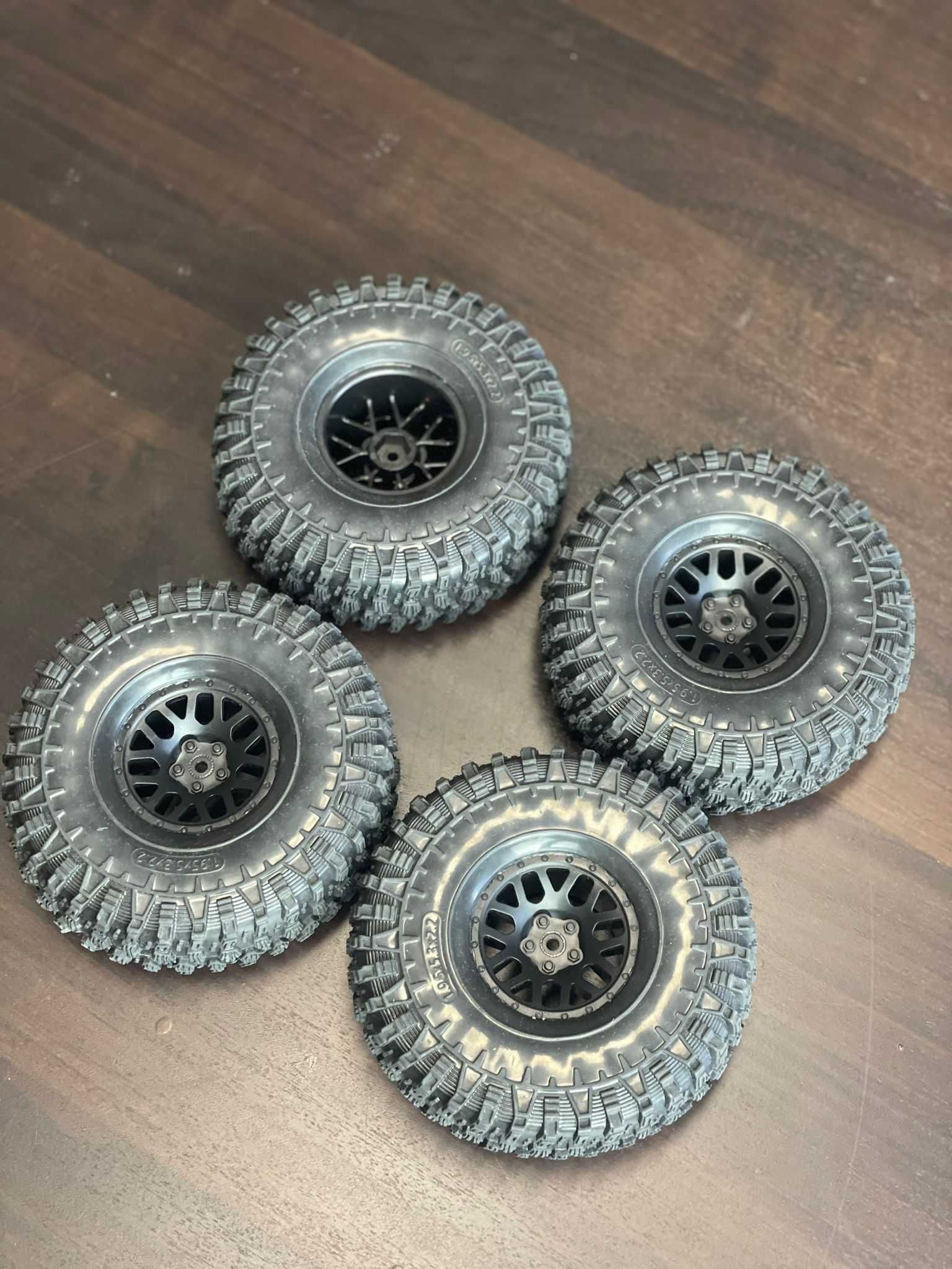 Koła 4szt. 2.2 Crawler TRX4 Axial Losi Trial