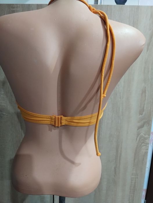 Góra od bikini rozmiar M