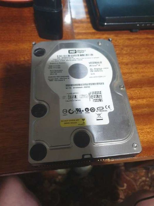 Продам жорсткий дискHDD 320 Gb Western Digital Caviar Blue 3.5"