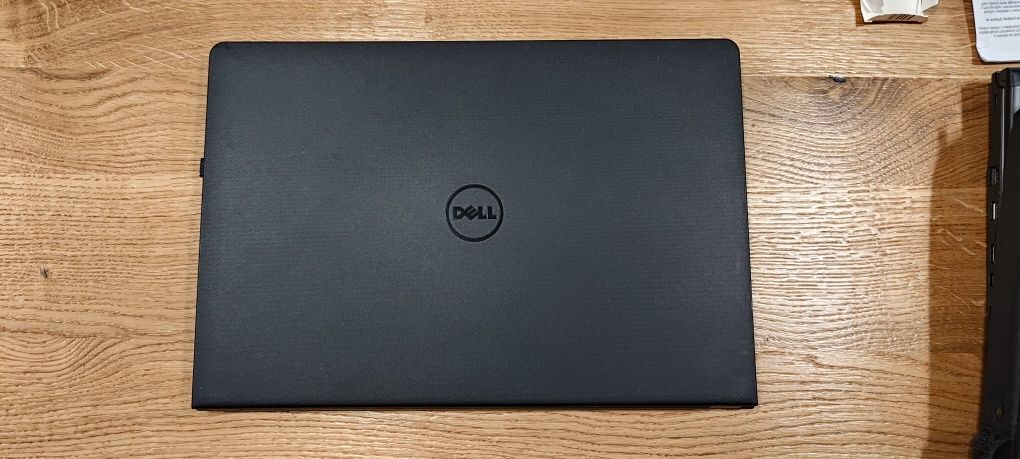 Laptop Dell Inspiron 15.6" i3 SSD 512GB 4GB ram