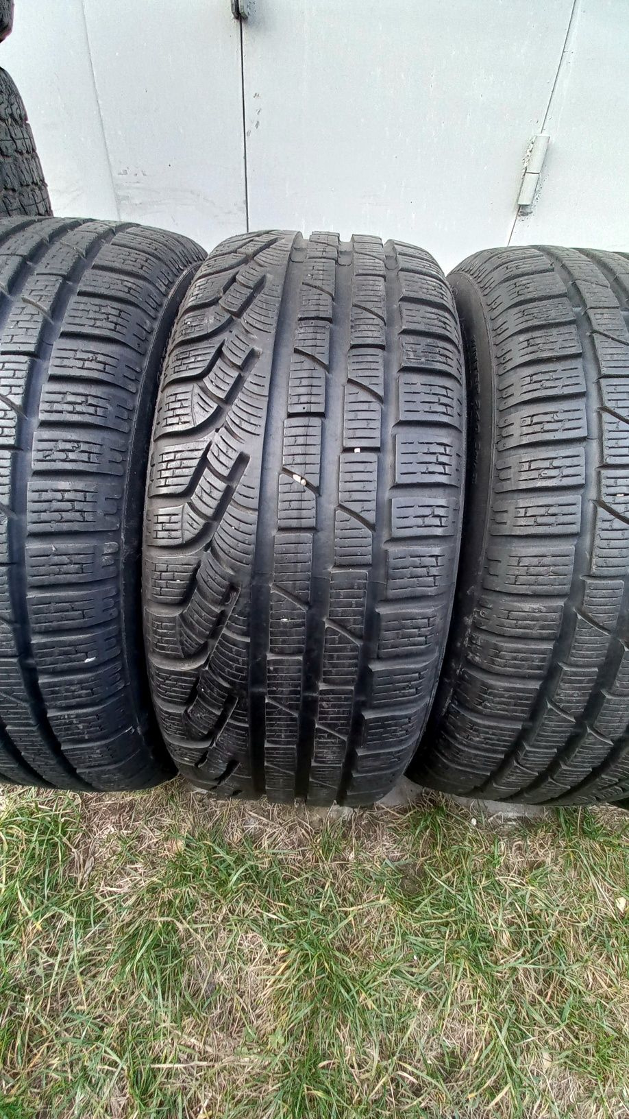 Шини всесезонні m+s 4шт R18 215/45/18 Pirelli Sottozeo вир Італія 6+мм