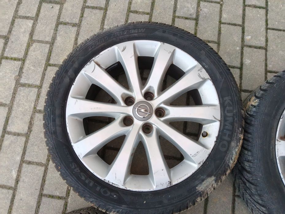 Koła całoroczne opony jak nowe 225/45/17 5x110 et 35 Opel Meriva, astr
