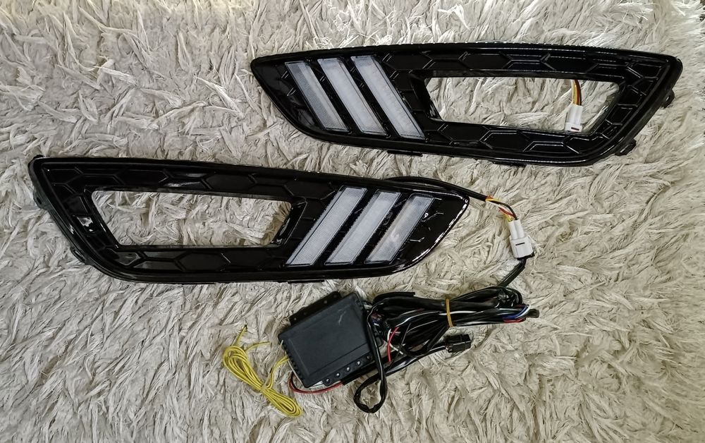 Ford Focus LED ledy *2 rodzaje* światła do jazdy dziennej DRL halogen