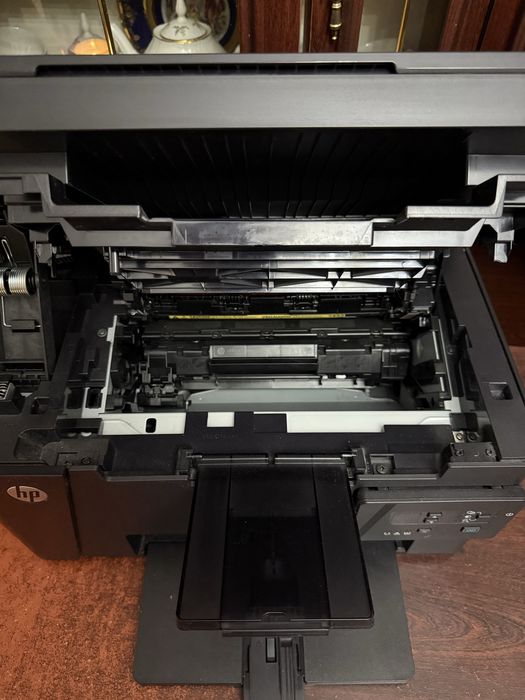 HP LJ M125a. Лазерний принтер-сканер